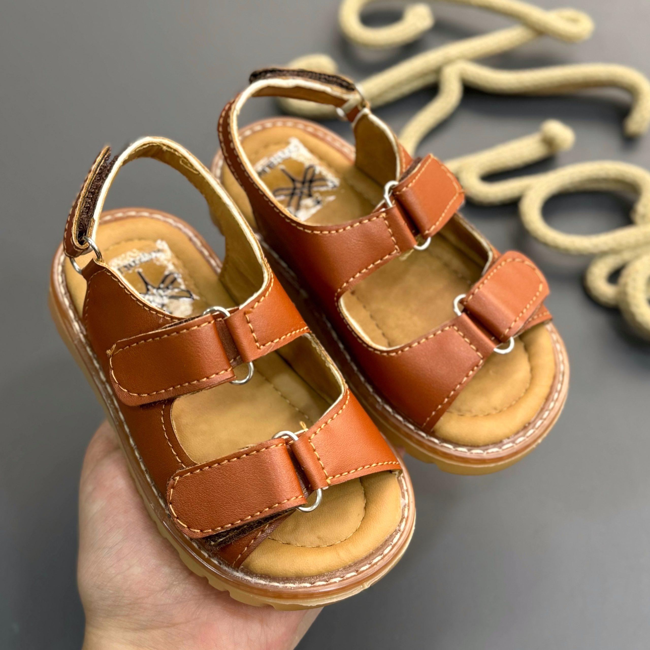 IMG_1130 صندل چرم - Image 1