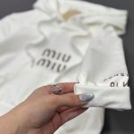 هودی miu miu - Image 6